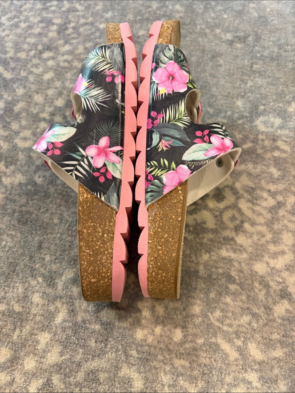 MonnaLisa Black Floral Double-Buckle Slide Sandals with Pink Buckles kid’s 36/4 - Picture 4 of 9